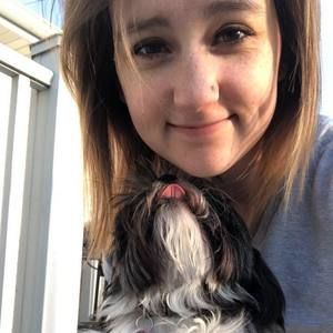 Meet your Posher, Tia